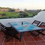 Sunny And Spacious Apartment With Own Entrance To Pool