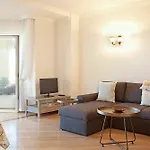 Luxury Beach Apartment Elviria, Marbella