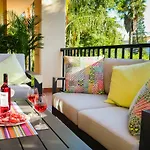 Jardines De Lunamar