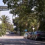 Luxury 1 Bedroom Apartment Next To The Casino