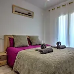 Beachfront apartment in Puerto Banus, Playa Rocio