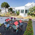 Casa Soleada - Beautiful Villa, Best Corner By Pools, Resort Facilities,Full Kitchen, 3 Terraces, Internet