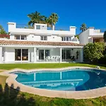 Family Villa Altos Reales Marbella