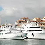 Puerto Banus 2 Bedrooms Apartment P2