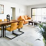 Homelystay- Marbella, Puerto Banus