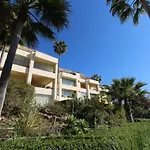 Lovely Bahia Marbella Apartment