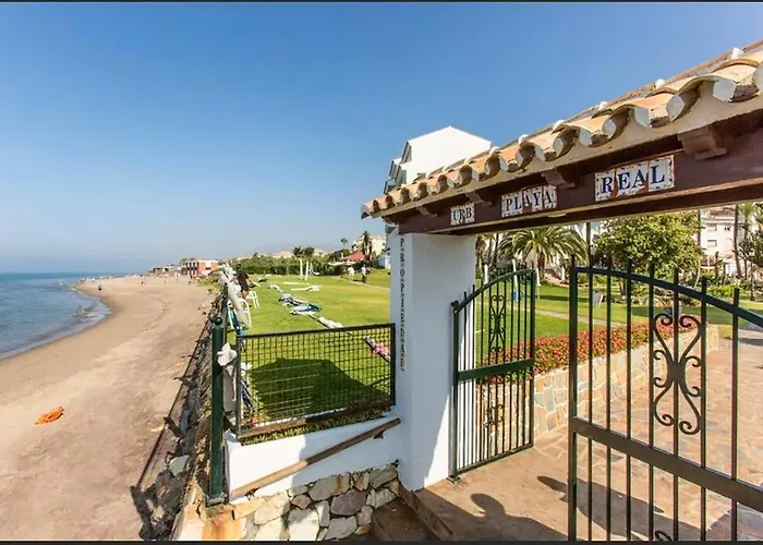 Beautiful Apartment -Direct Access To The Beach