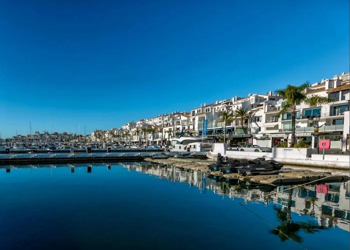 3 Bed Penthouse In The Heart Of Puerto Banus & Pool