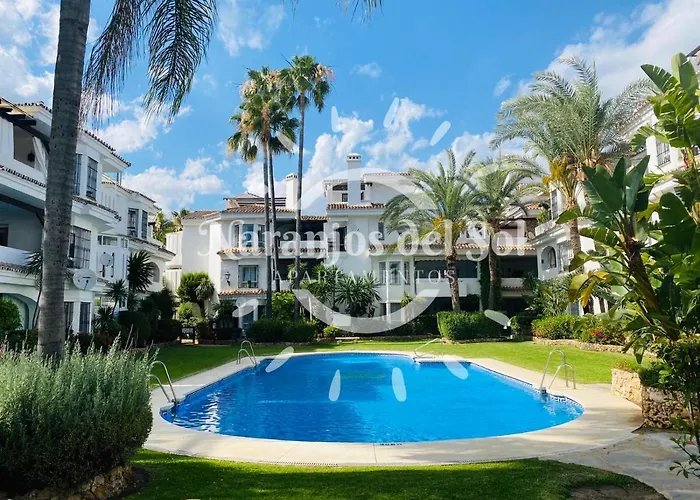 Apartamentos Naranjos del Sol Marbella