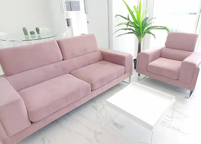 Skol 645. Exclusive Three Bedrooms Apartment With Sea Views