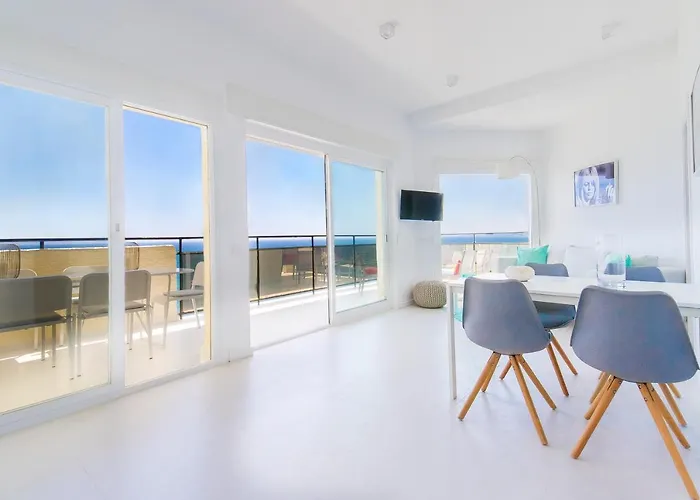 Frontal Beach View Apartment With Spacious Balcony