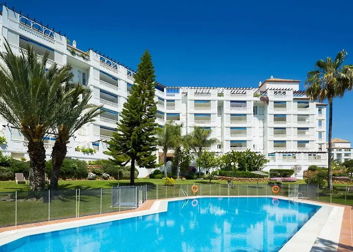 Luxury 5* 3 Beds Apartment In Playas Del Duque, Puerto Banus Marbella