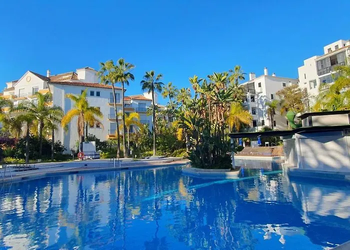 Jardines De Las Golondrinas Elviria By The Nikki Beach
