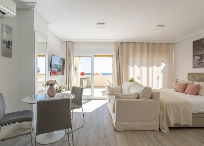 Elviria,Studio Cu Vedere La Mare