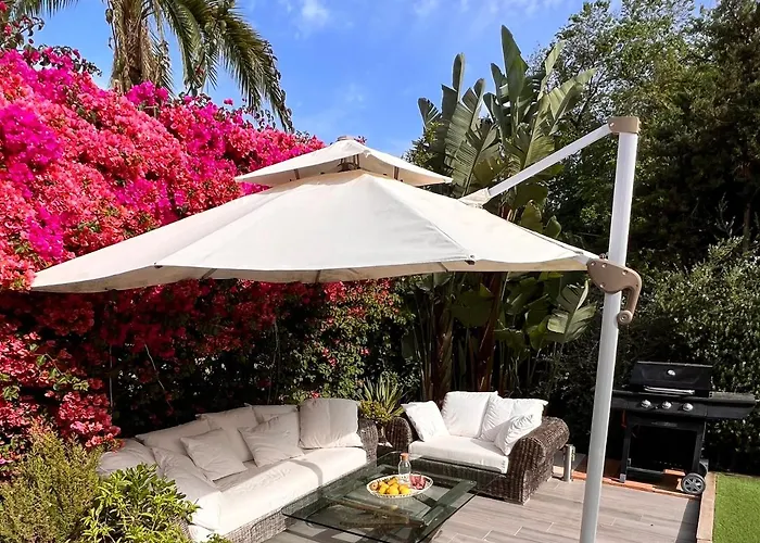 Little Paradise Close To La Sala In Puerto Banus / Quiet