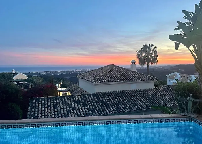 Villa Olga Marbella- Golden Mile -Breathtaking Sea View- Private Pool