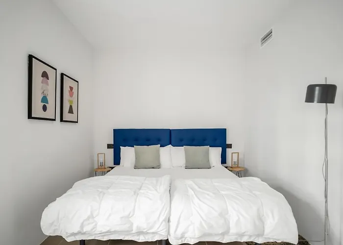 Sanders Sol 2 - Modern Two-Bedroom Apartment In The Heart Of Puerto Banus Nightlife