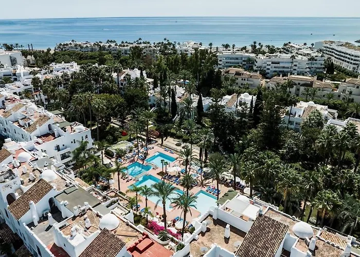 Luxury Apartment In Puerto Banus La Alcazaba