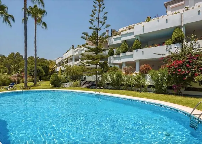 Penthouse Balcon De Puente Romano With Sea Views