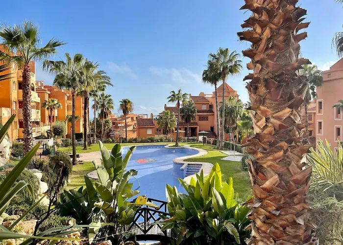 Apartamento Con Vistas Al Mar En Reserva De Marbella
