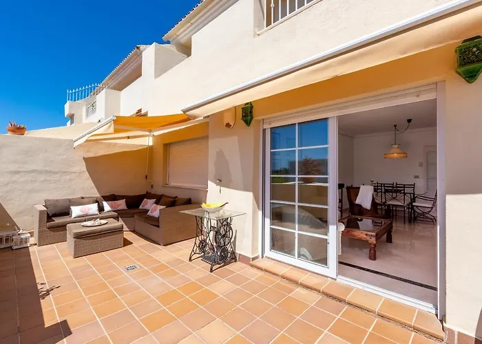 Spectacular Penthouse Puente Romano