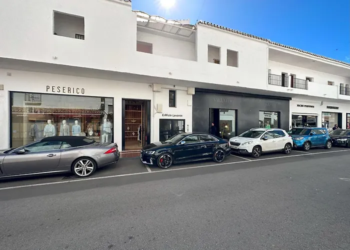 First Line Beach Apartment - Puerto Banus