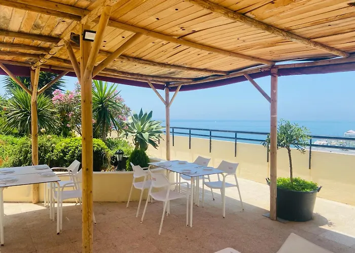 First Line Beach Studio/Center/5P!