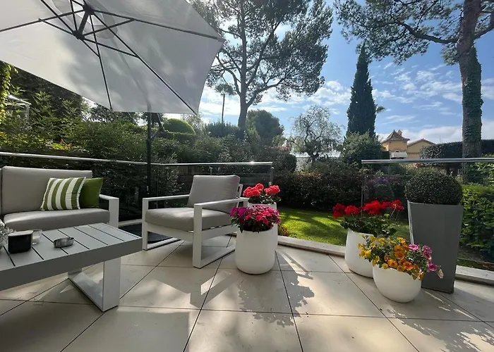 Modern Villa In Gated Complex Sierra Blanca Marbella