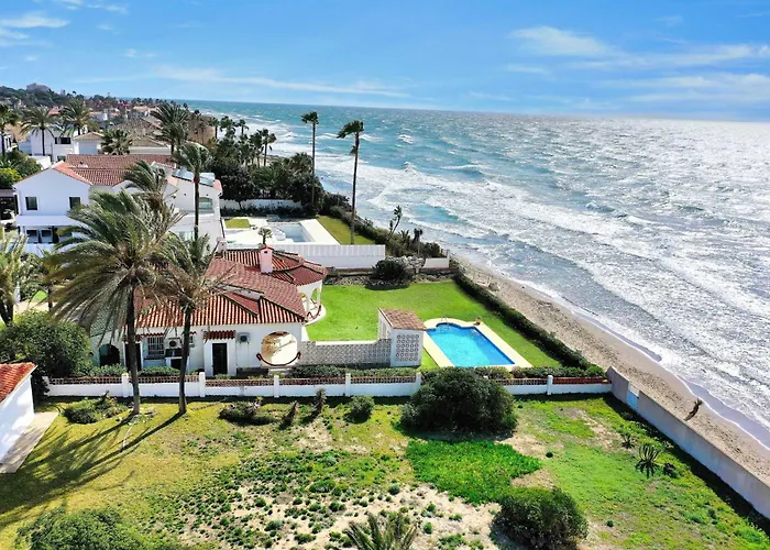 1100 Marbella Beachfront First Line