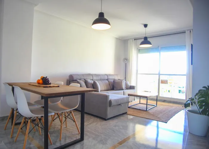 Walk To Puerto Banus, 2Br, 2Bth, Pool
