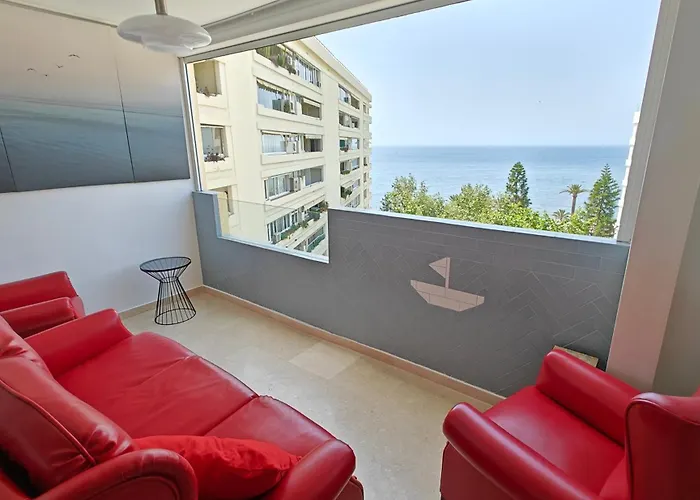 Marbella Centre Beachfront & Pool