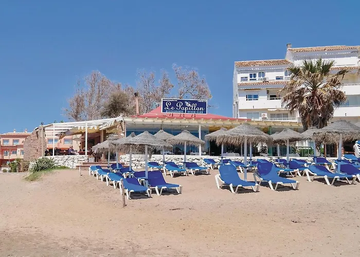 Amazing Apartment In Marbella With House Sea View