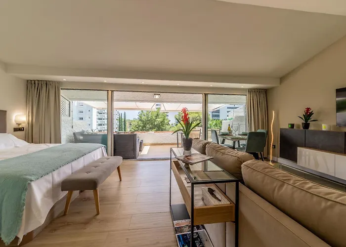 714 Luxury Plaza Suite Estudio Junto A La Playa Marbella