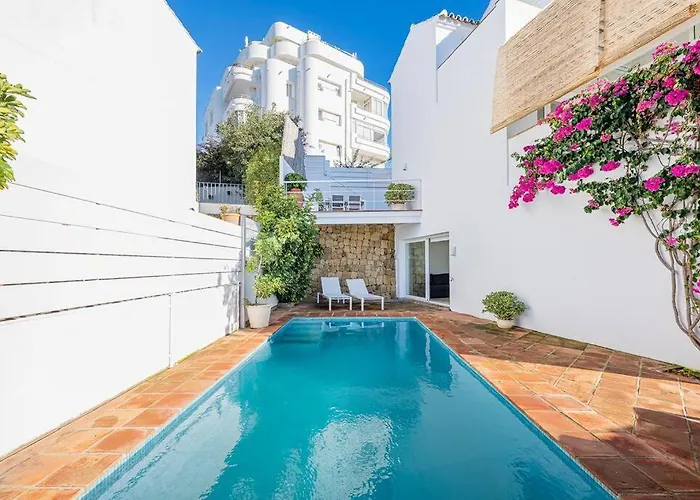 Spacious House With 3 Bedrooms And Private Pool