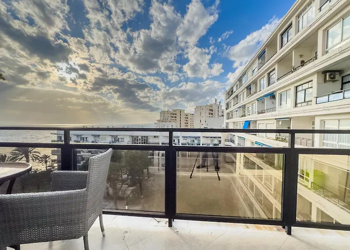 Skol 408A 2 Bedrooms Duplex With Sea Views