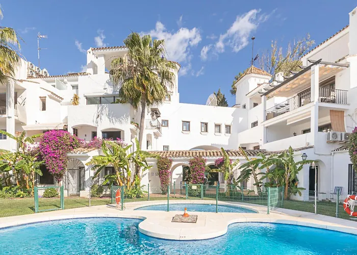 Puerto Banus Near La Sala By The Sea - Happy Rentals