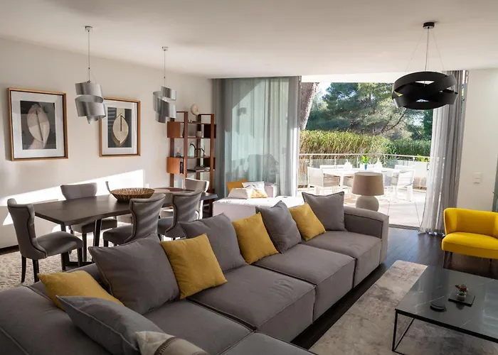 Luxurious 2 Bedroom Townhouse In Sierra Blanca