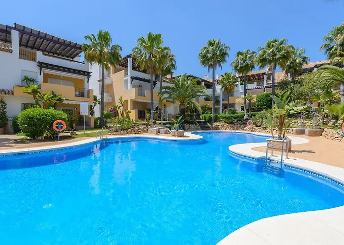 Cubo\'S Beach & Golf Marbella