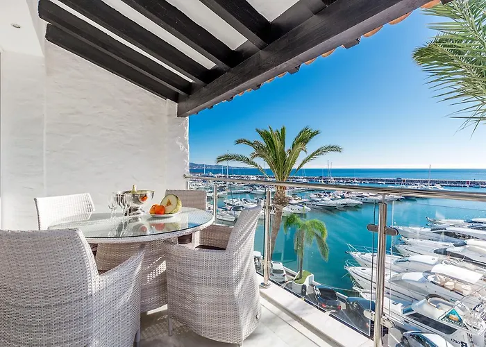 Front Line Penthouse Puerto Banus With Sea Views