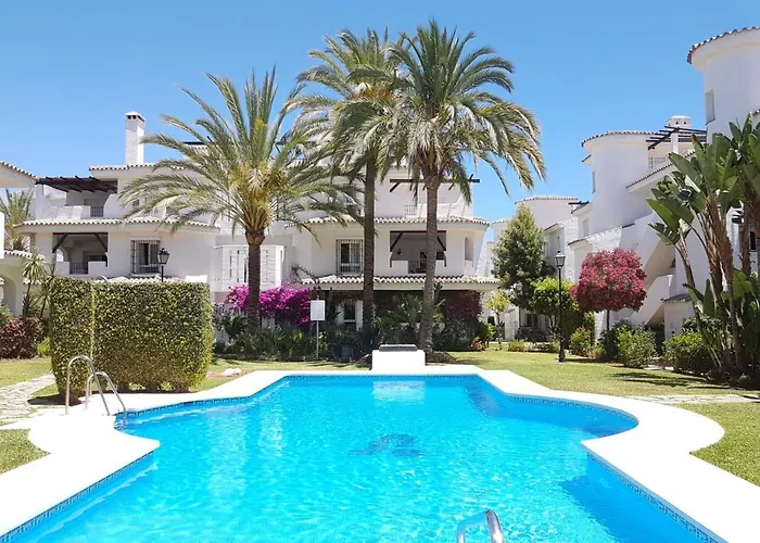 Los Naranjos Close To Puerto Banus