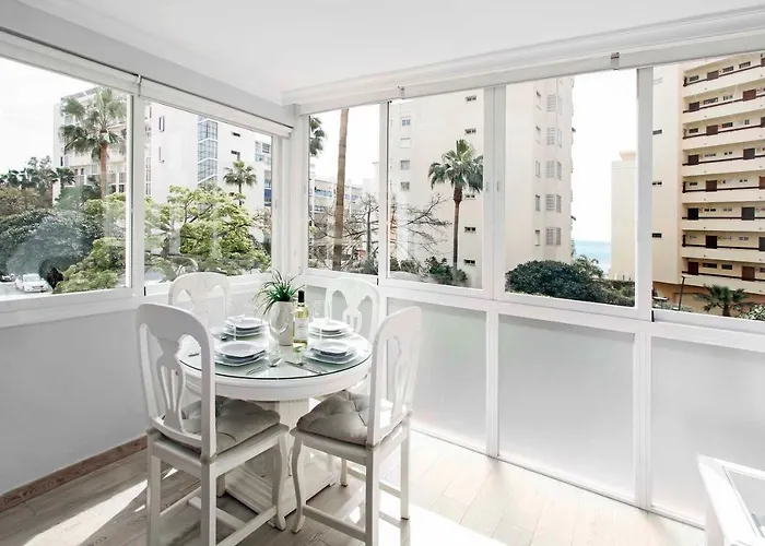 Charming Central Apt In Marbella