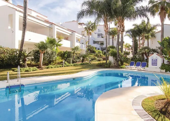 Lovely Apartment In Marbella With Wifi
