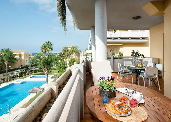First Line Golf Apartment In Cabopino