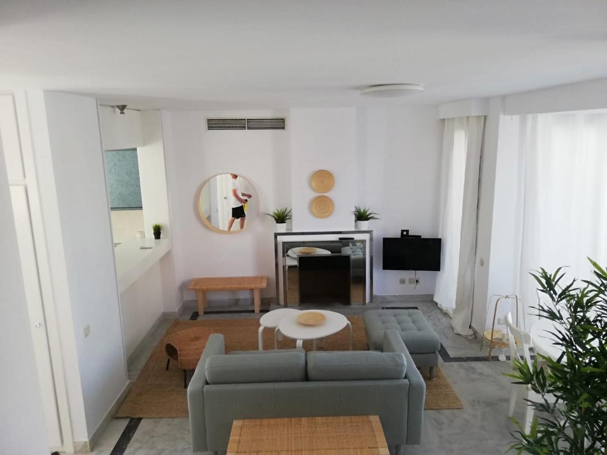 House Penthouse Apartment *
