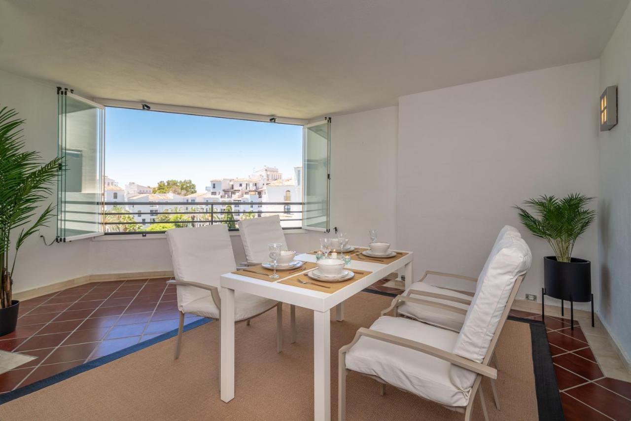 Vacation I Terrazas De Banus, Comfy And Stylish Apartment, Puerto Banus Marina, 24-7 Security Apartment Marbella