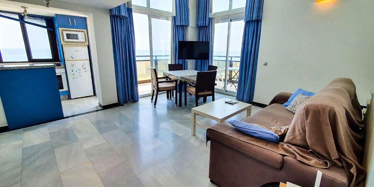 Skol 715. Spectacular Corner Duplex In Apartment Marbella