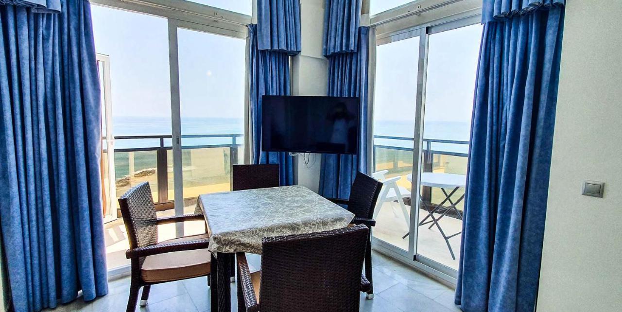 Apartment Skol 715. Spectacular Corner Duplex In *