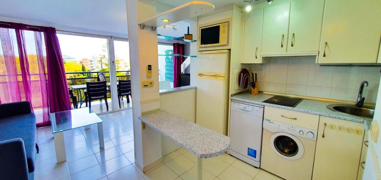Skol 416. Cozy Two Bedroom Duplex With Sea Views.