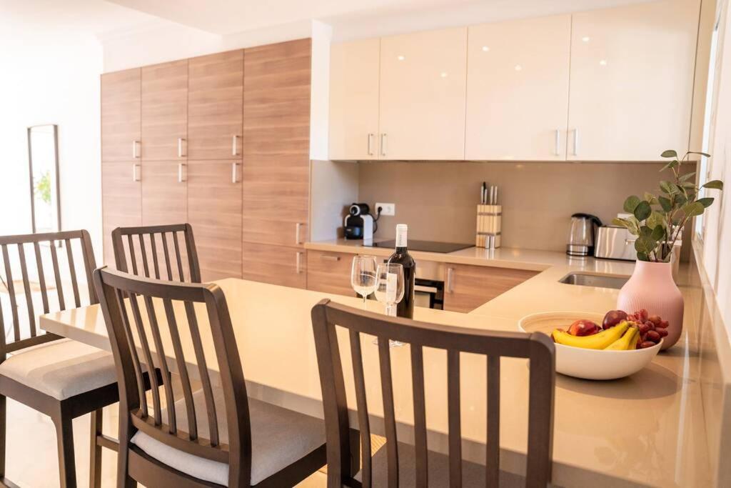 Apartamento Aloha Pueblo Beautiful With Roof-terrace Next To Aloha Golf Marbella