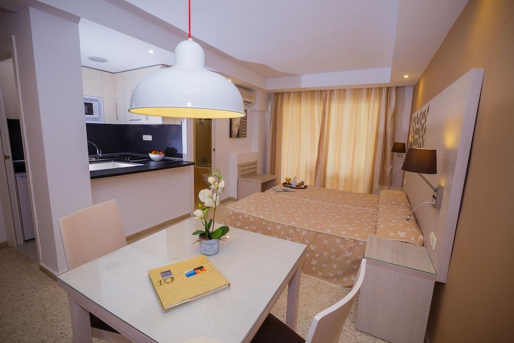 Puerto Azul Apartment *